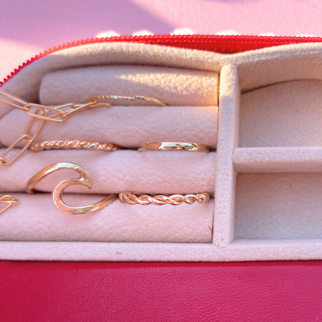 Red Velvet Heart Zippered Jewelry Box