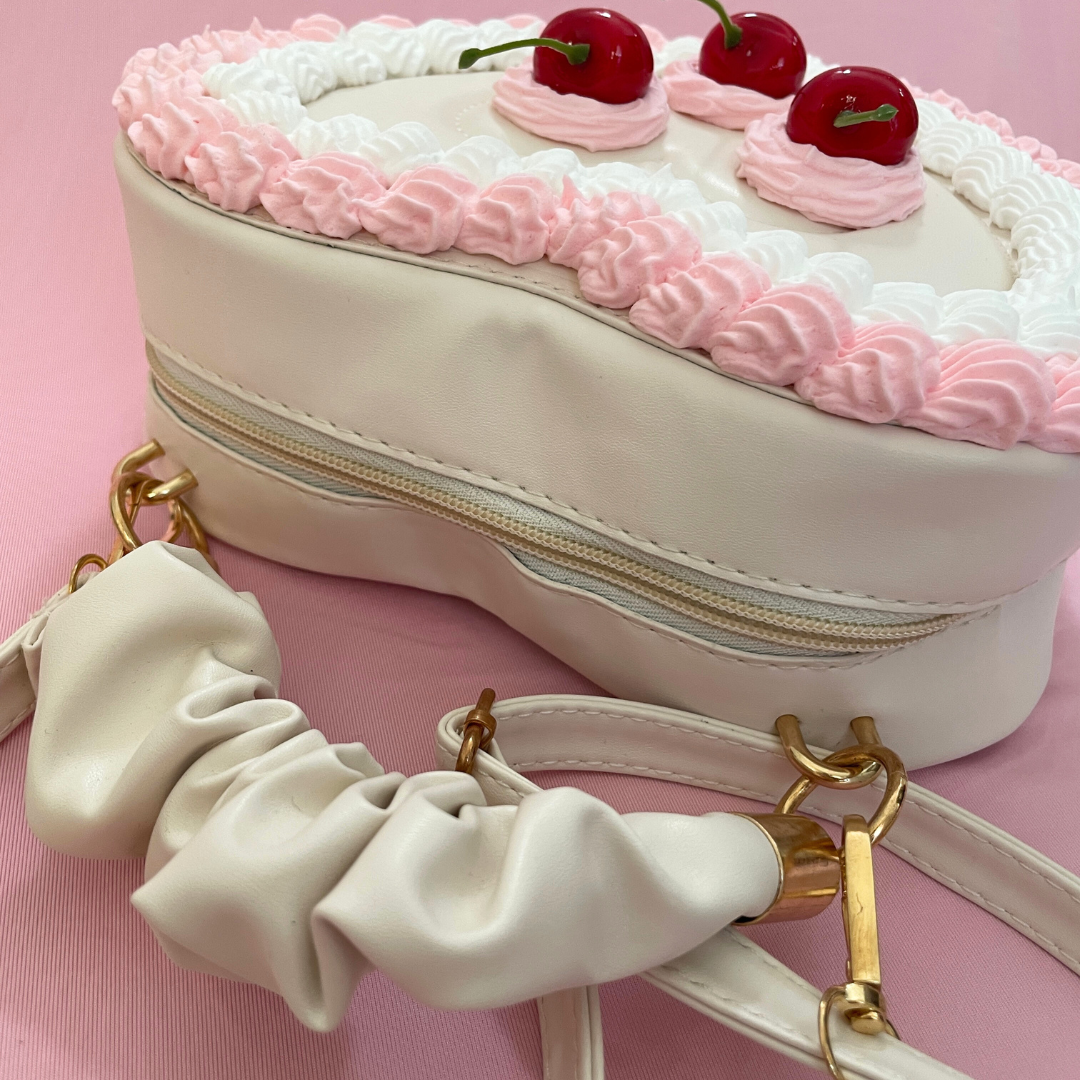 How to make a purse cake